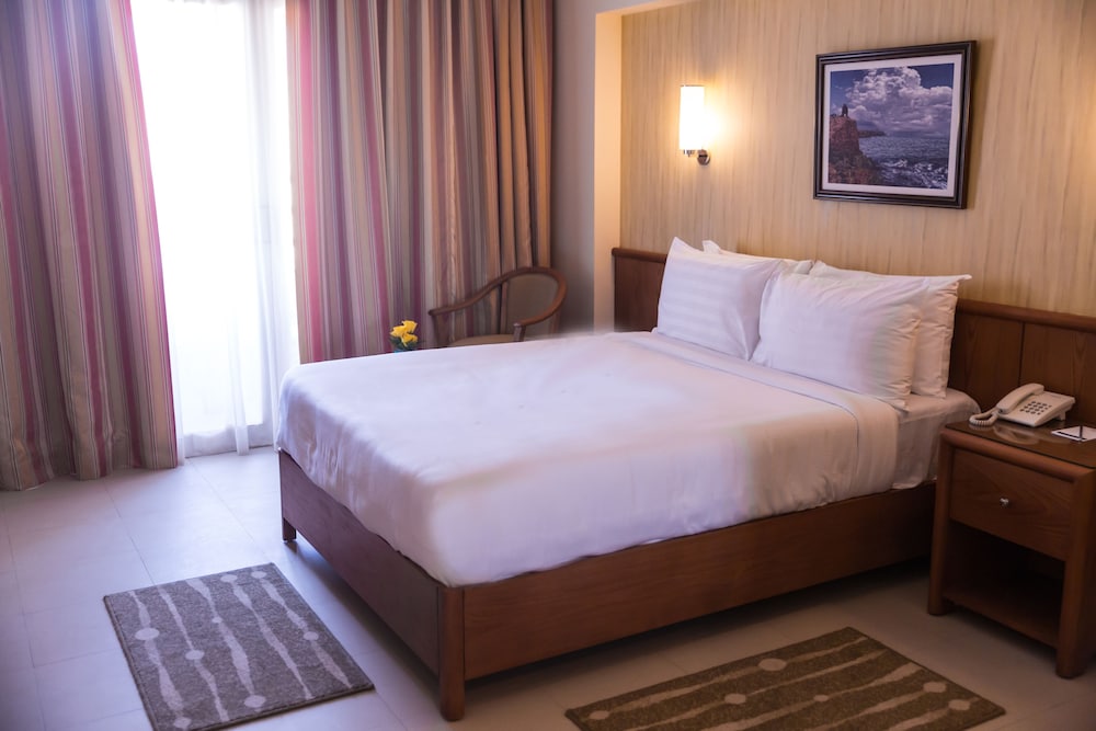 The Grand Plaza Hotel Smouha 9/68