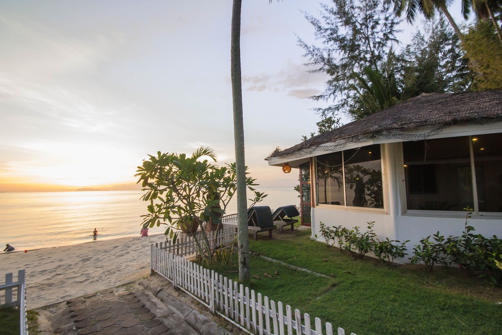 Rajapruek Samui Resort 68/72