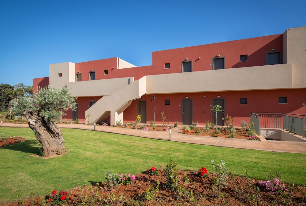Oasis Beach Hotel - Adult Only 41/50