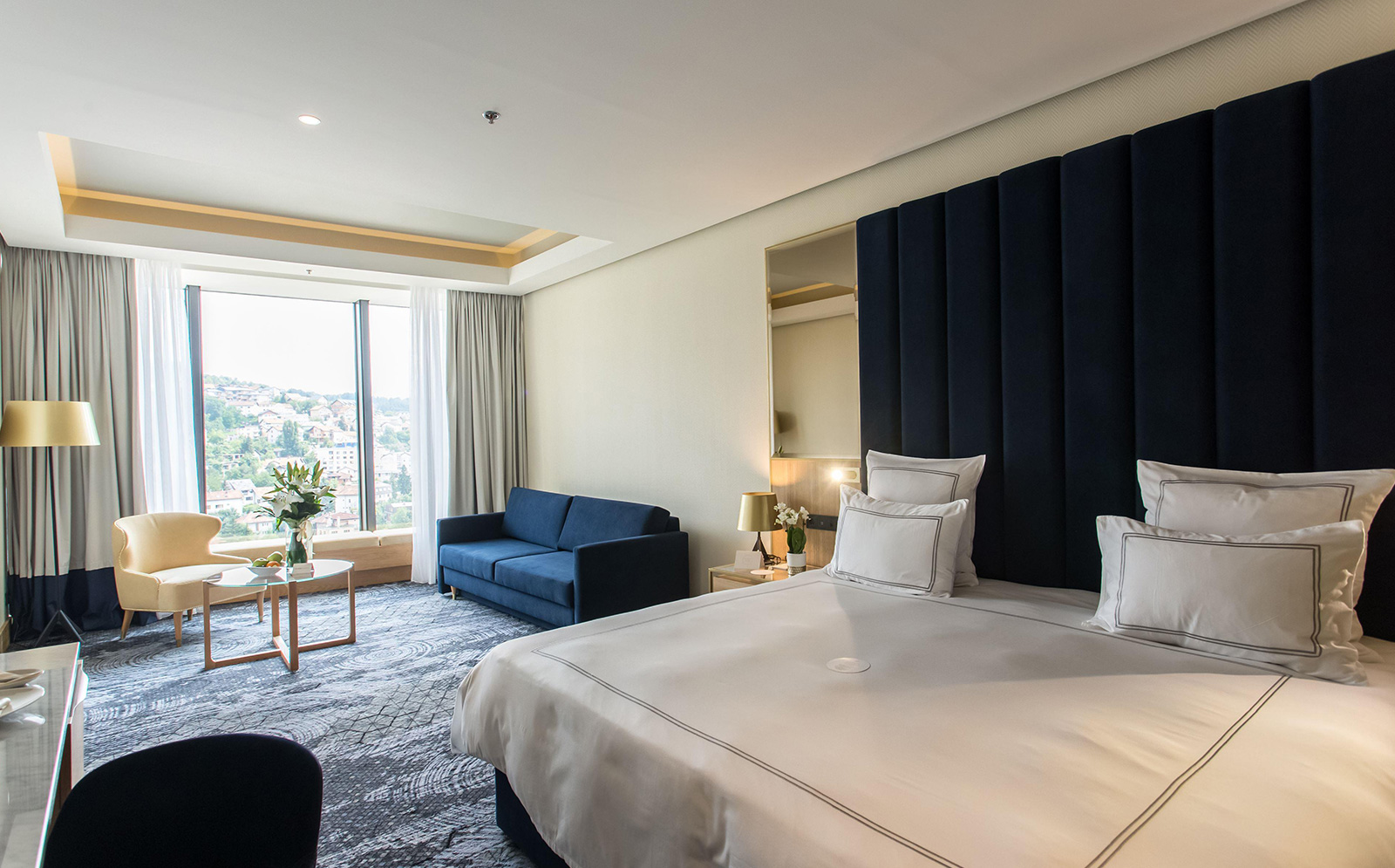 Deluxe, Double or Twin Bed