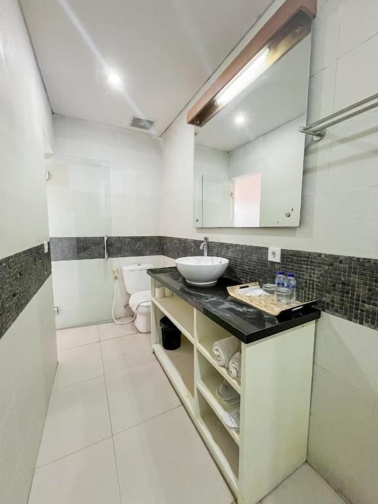 Apple Suite Apartment 56/56