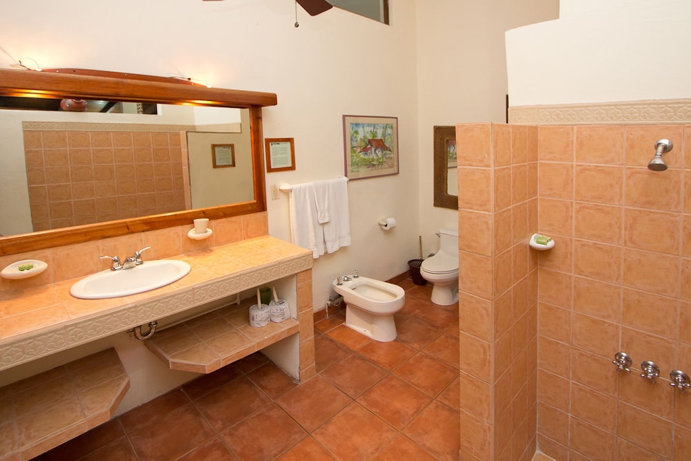 SUITE, SEA VIEW, BALCONY, LARGE