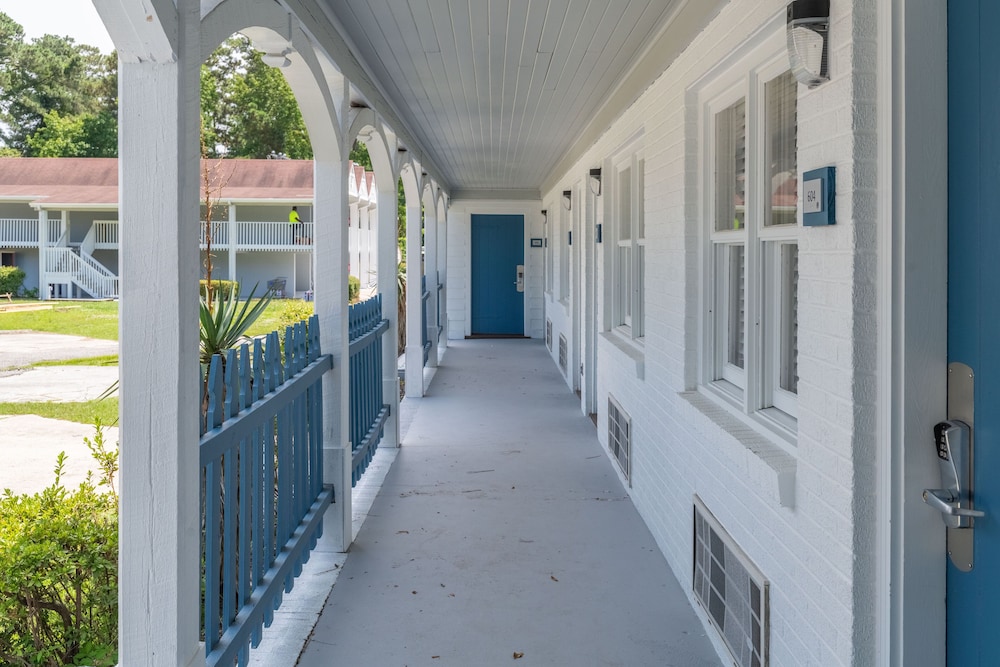 Hotel Manteo, Trademark Collection by Wyndham 5/51