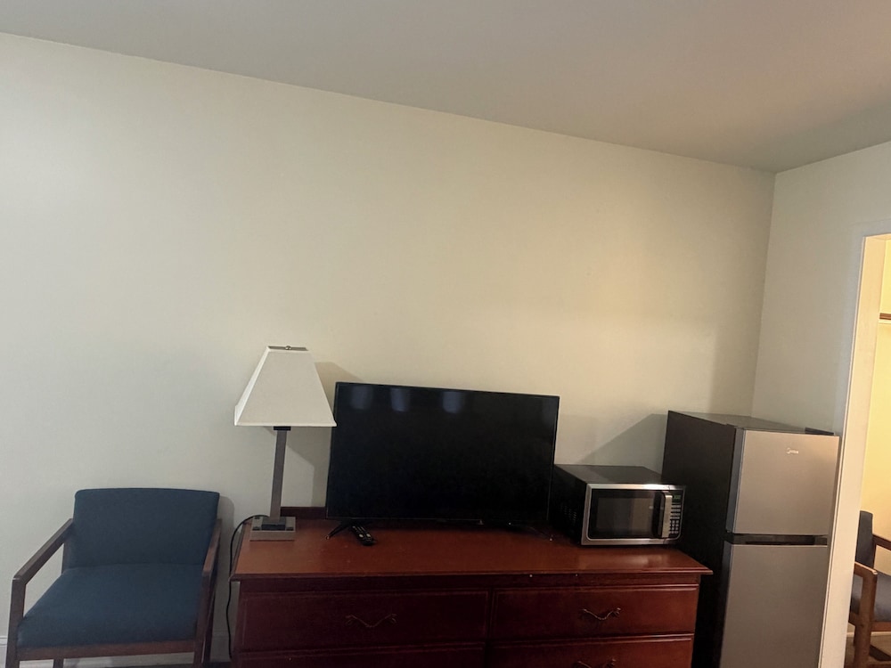Travel Inn of Buford 43/54