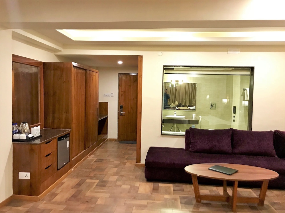 Welcome Hotel At Srinagar 24/50