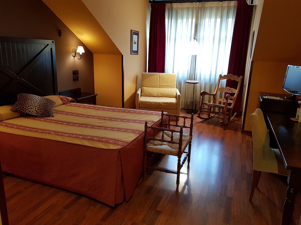 Hotel Cotiella 25/55