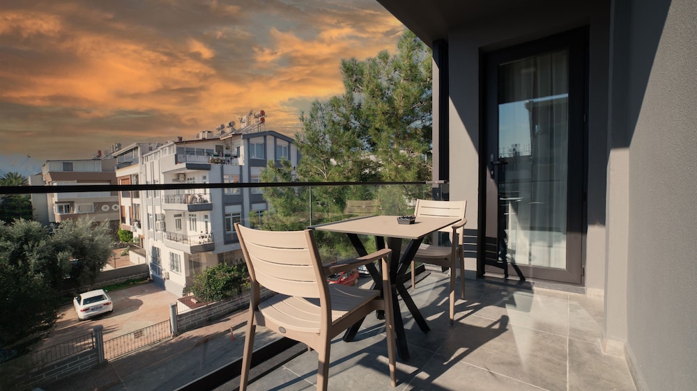 Vesta Suites 34/50