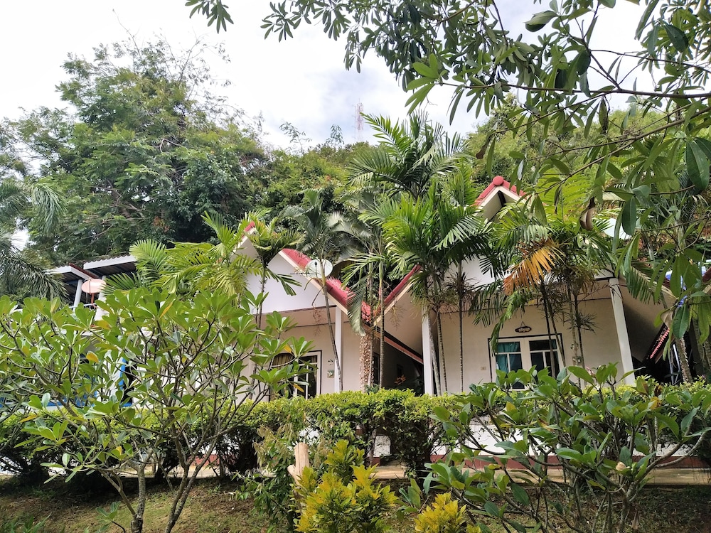 Mountain Beach Resort 16/22