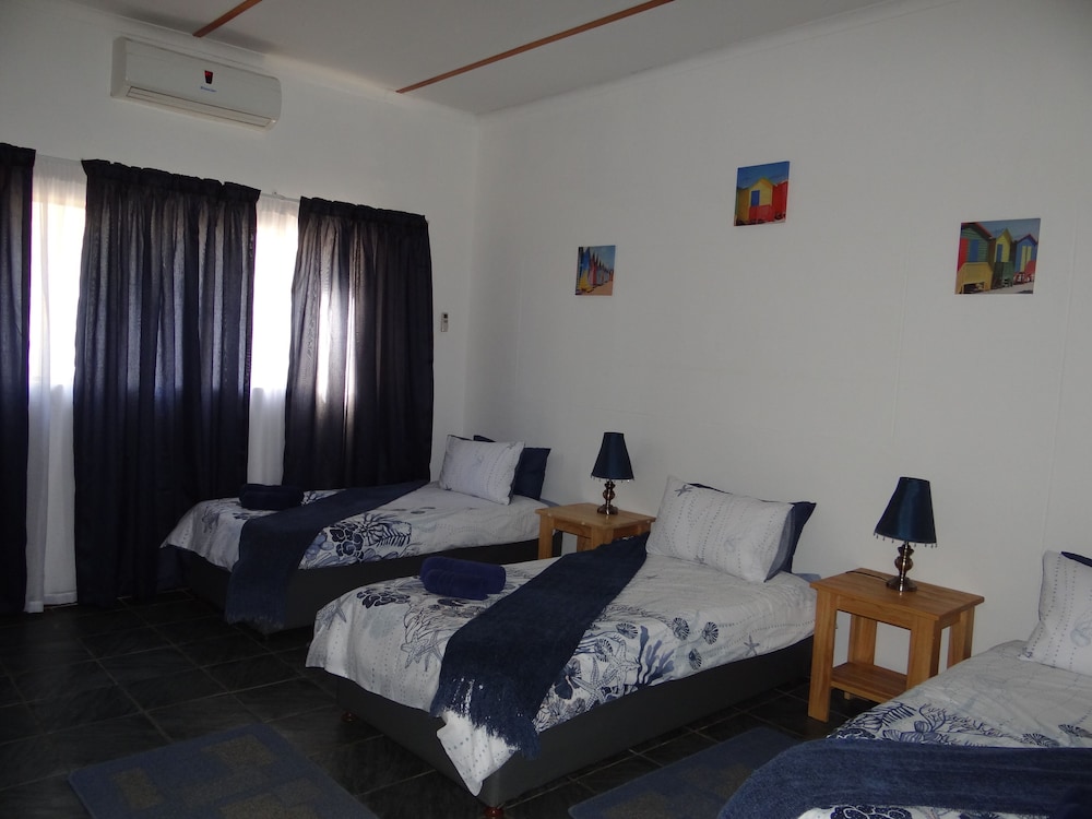 Eden Self Catering Chalets 10/50