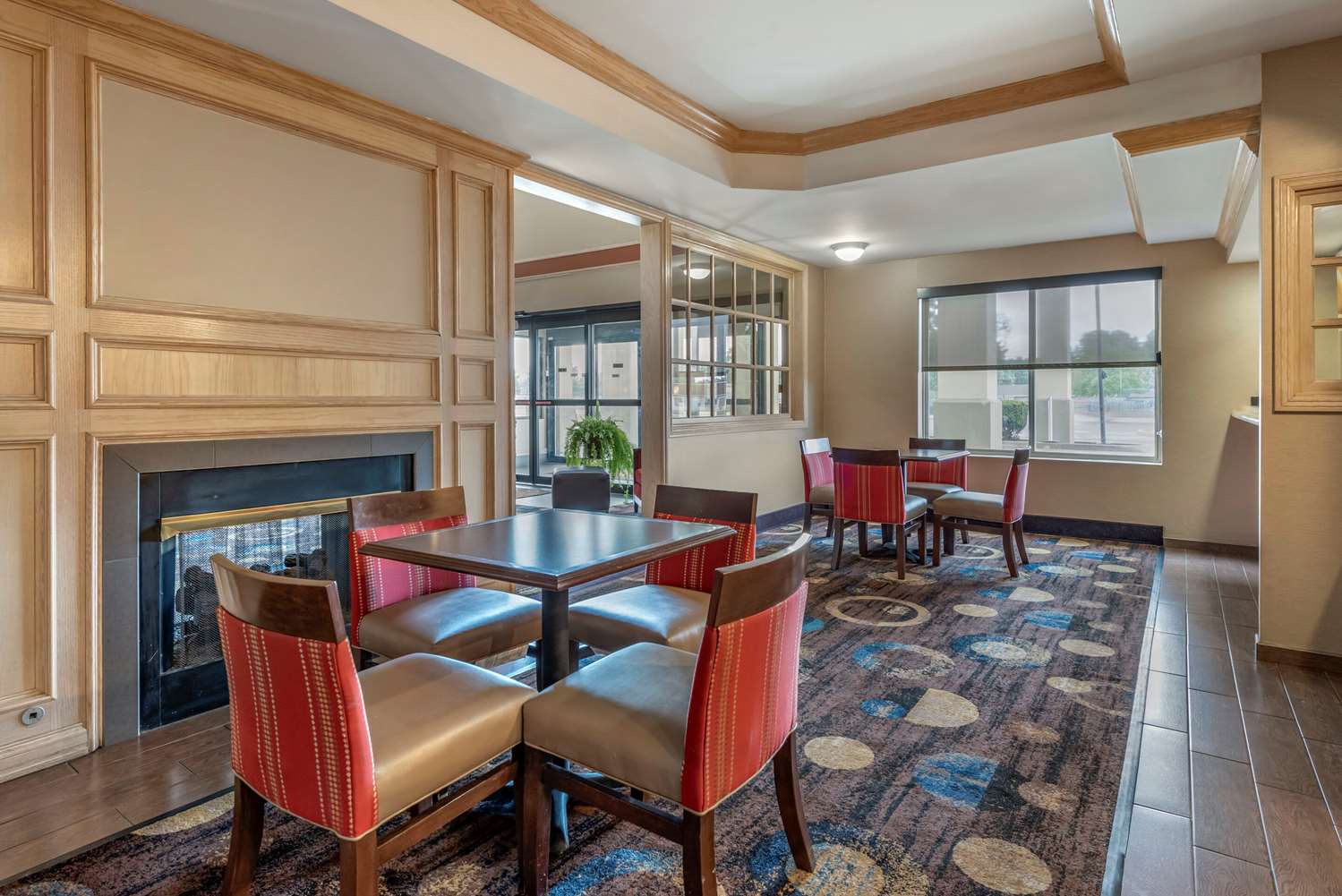 SureStay by Best Western Marion 28/39