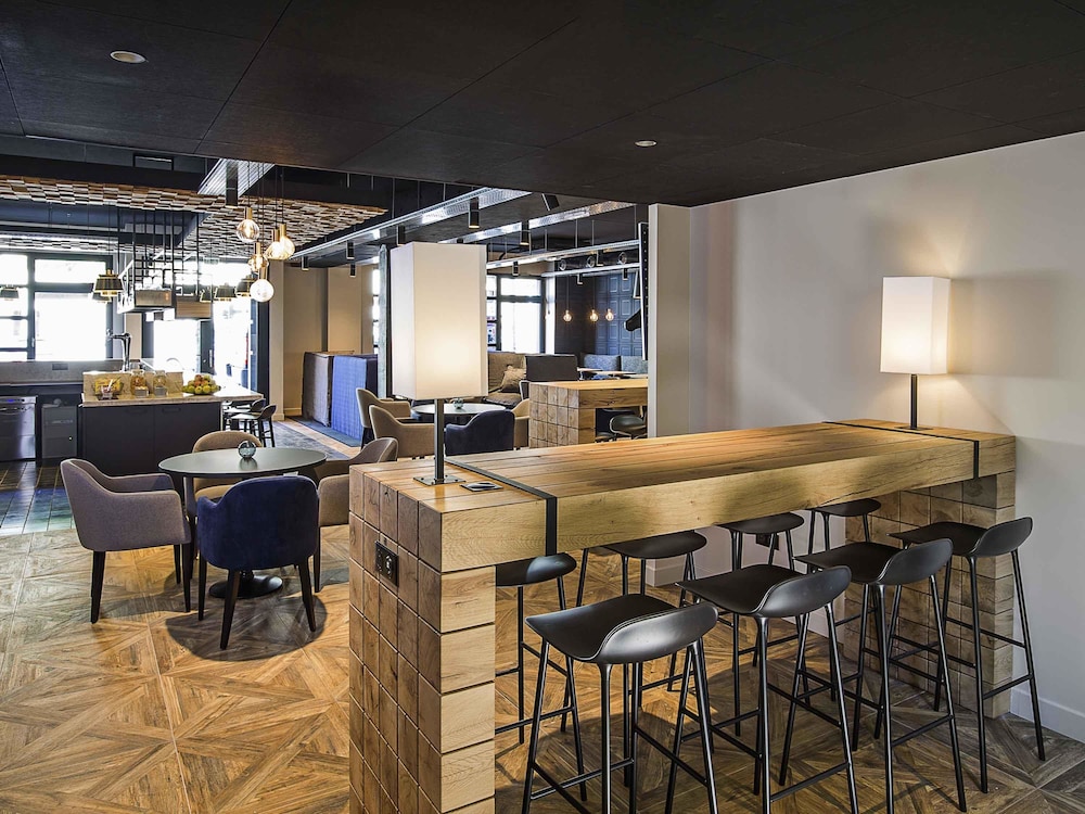 ibis Styles Laval Centre Gare 52/67