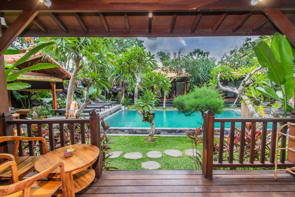 Batu Agung Villas 22/33