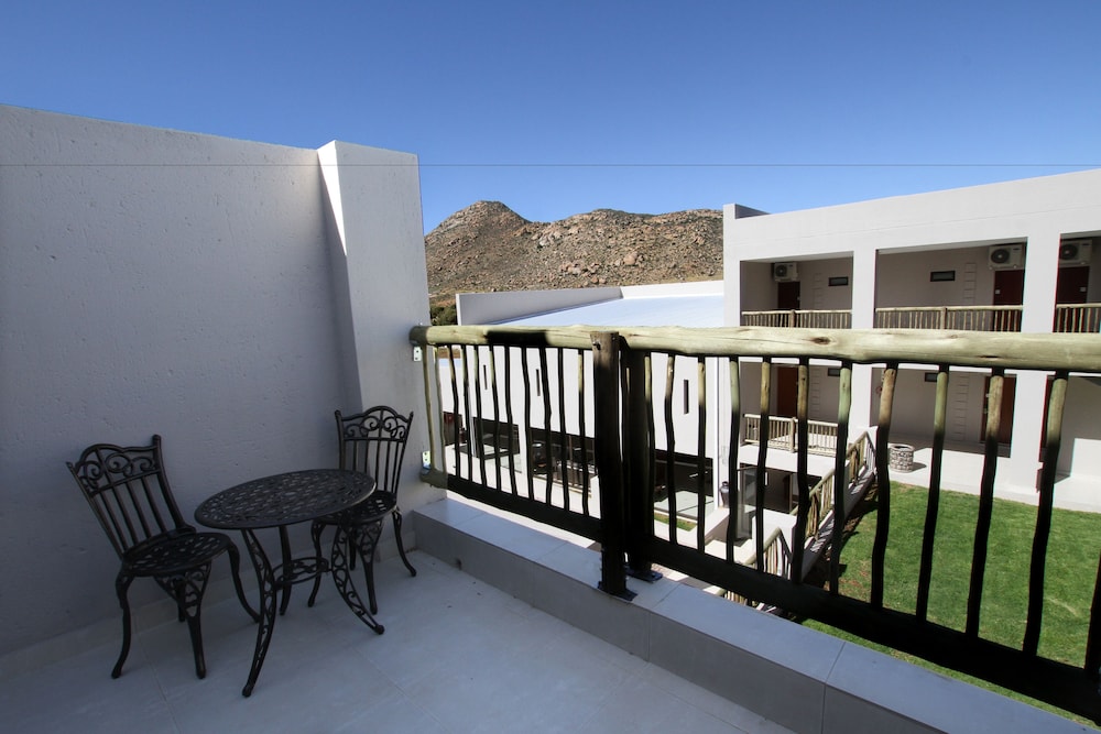 Springbok Inn By Country Hotels 5/32
