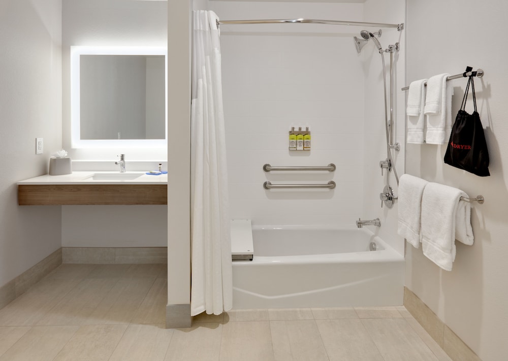 Holiday Inn Express & Suites Fort Worth North - Northlake 15/58