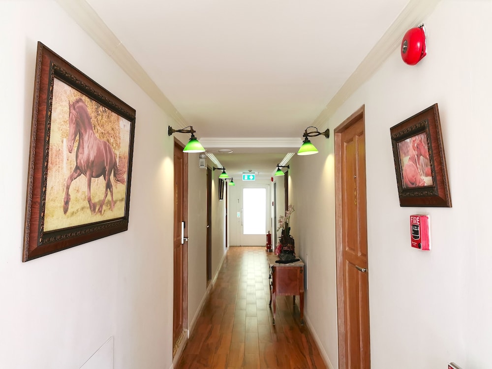 Lertnimit Boutique Hotel 33/61