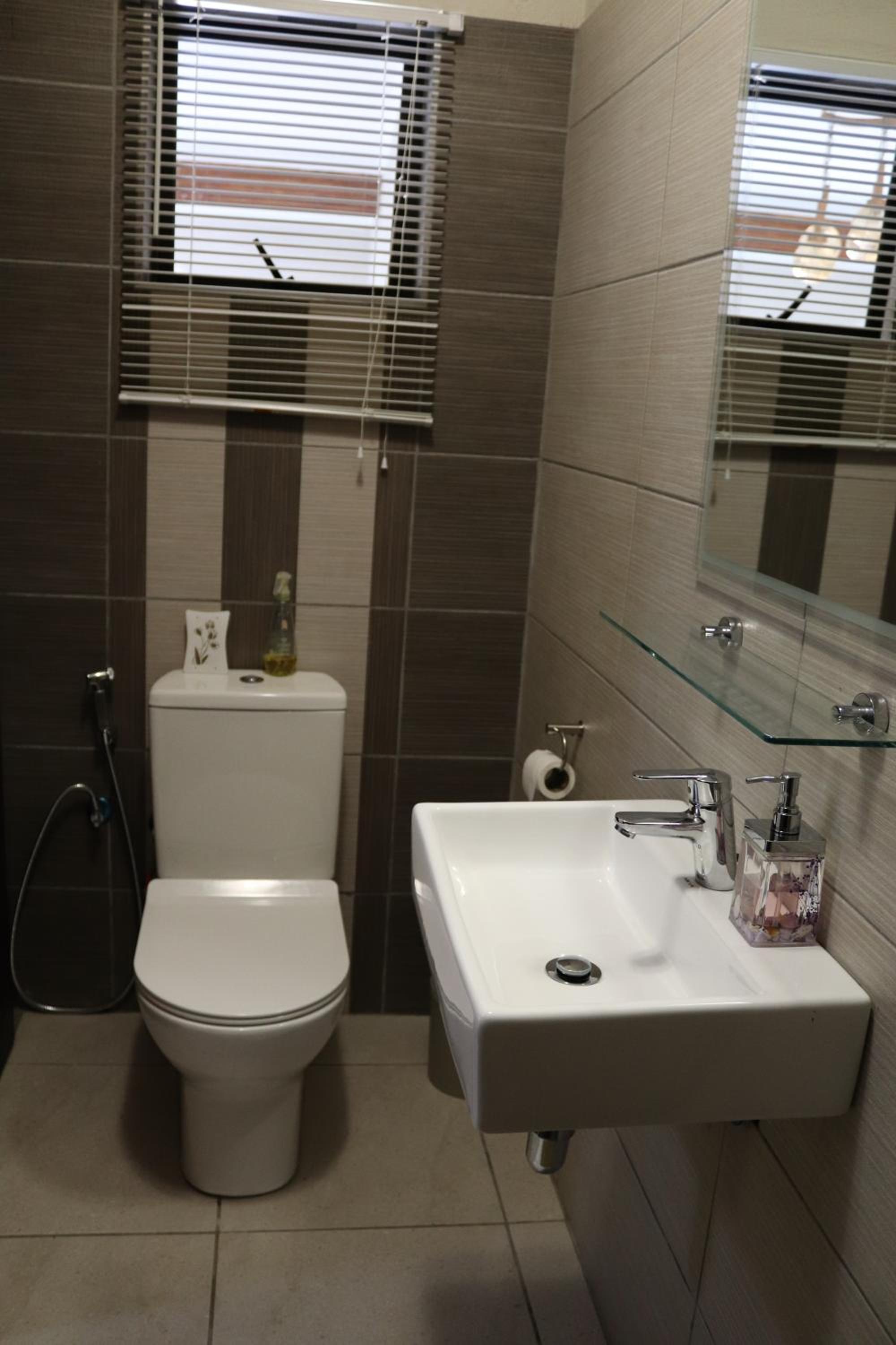 A Pousada Guesthouse 50/50