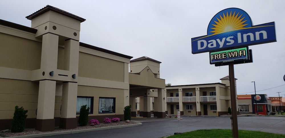 Days Inn by Wyndham Tonawanda/Buffalo 1/33