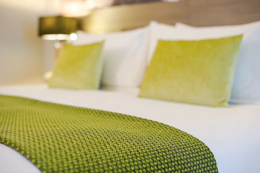 Holiday Inn Bangkok Silom 26/74