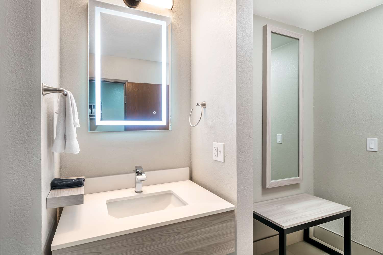 Best Western Park City Wichita North 20/22