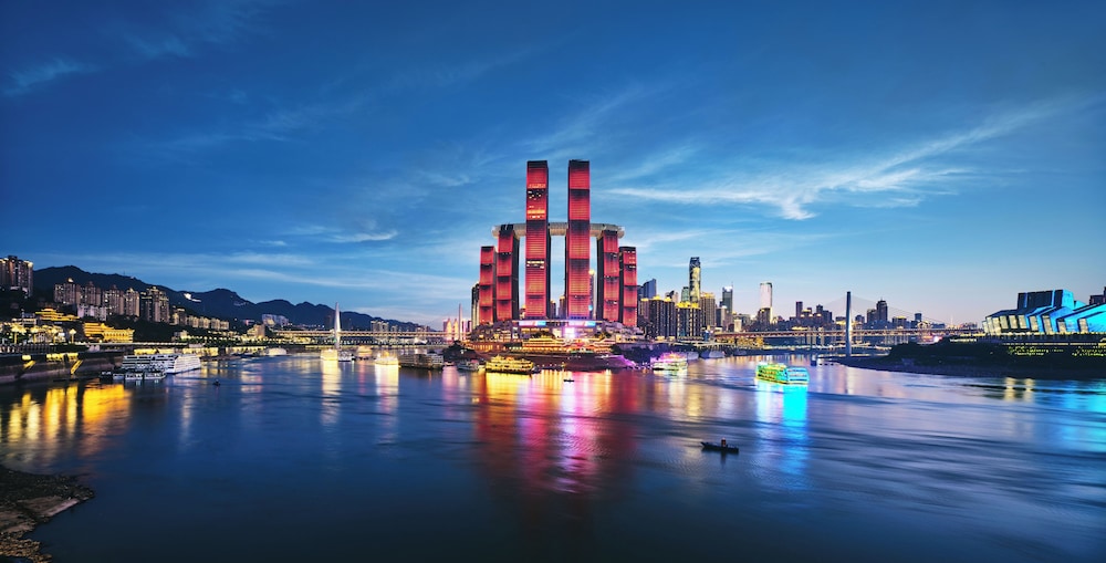Intercontinental Chongqing Raffles City 66/70