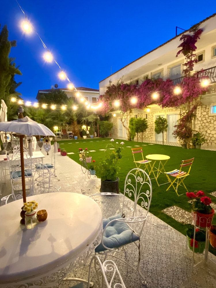Alasonya Otel Alacati by Lamira 26/31
