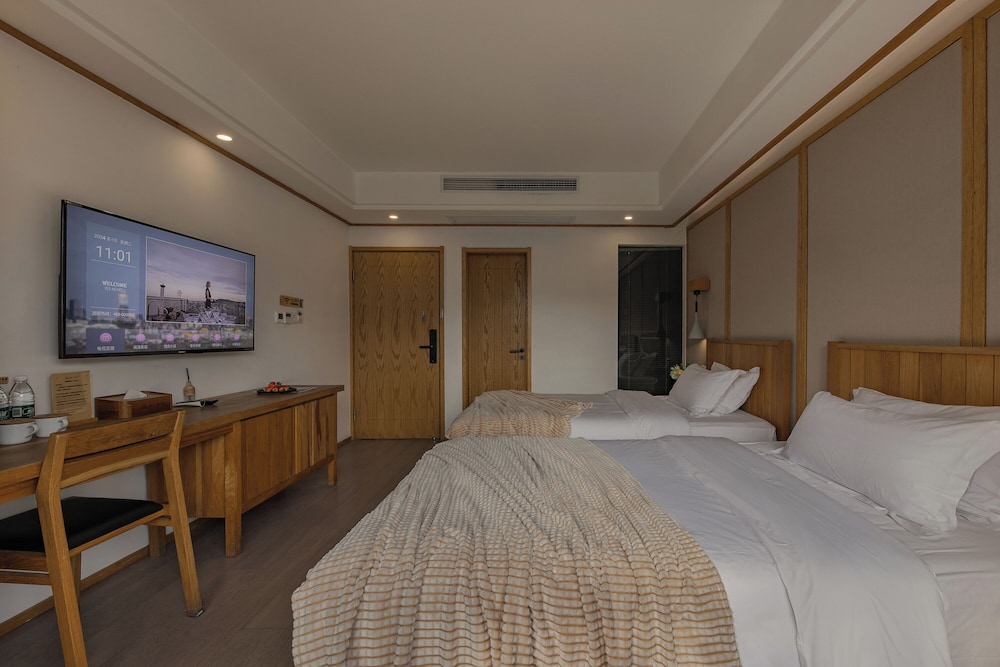 Yueshang Yunshe Boutique Hotel 24/71