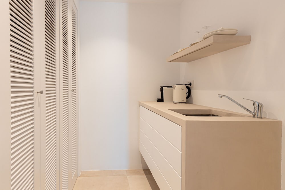 Aria Estate Suites And Spa 26/76