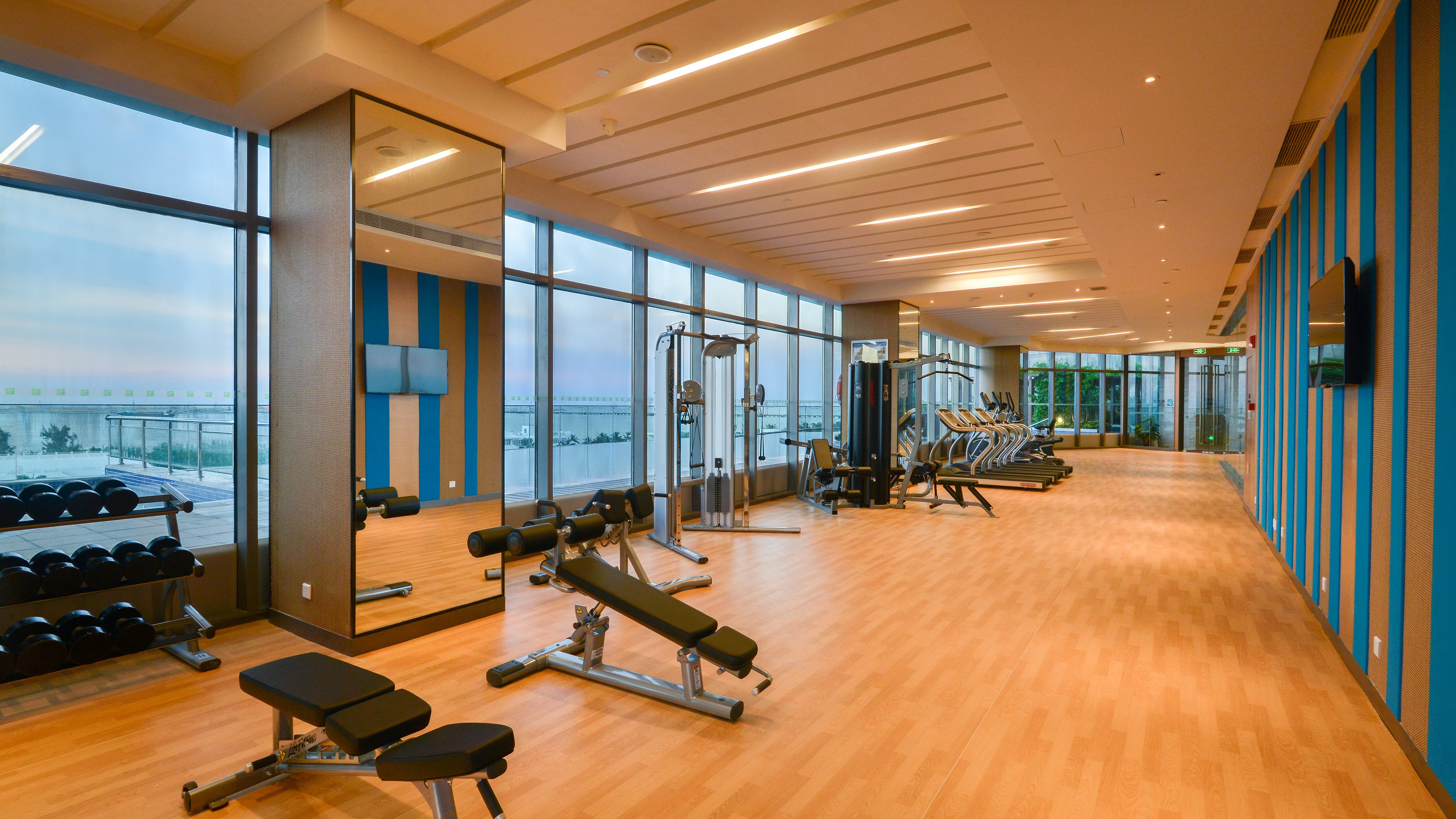 Holiday Inn Haikou West Coast 20/50