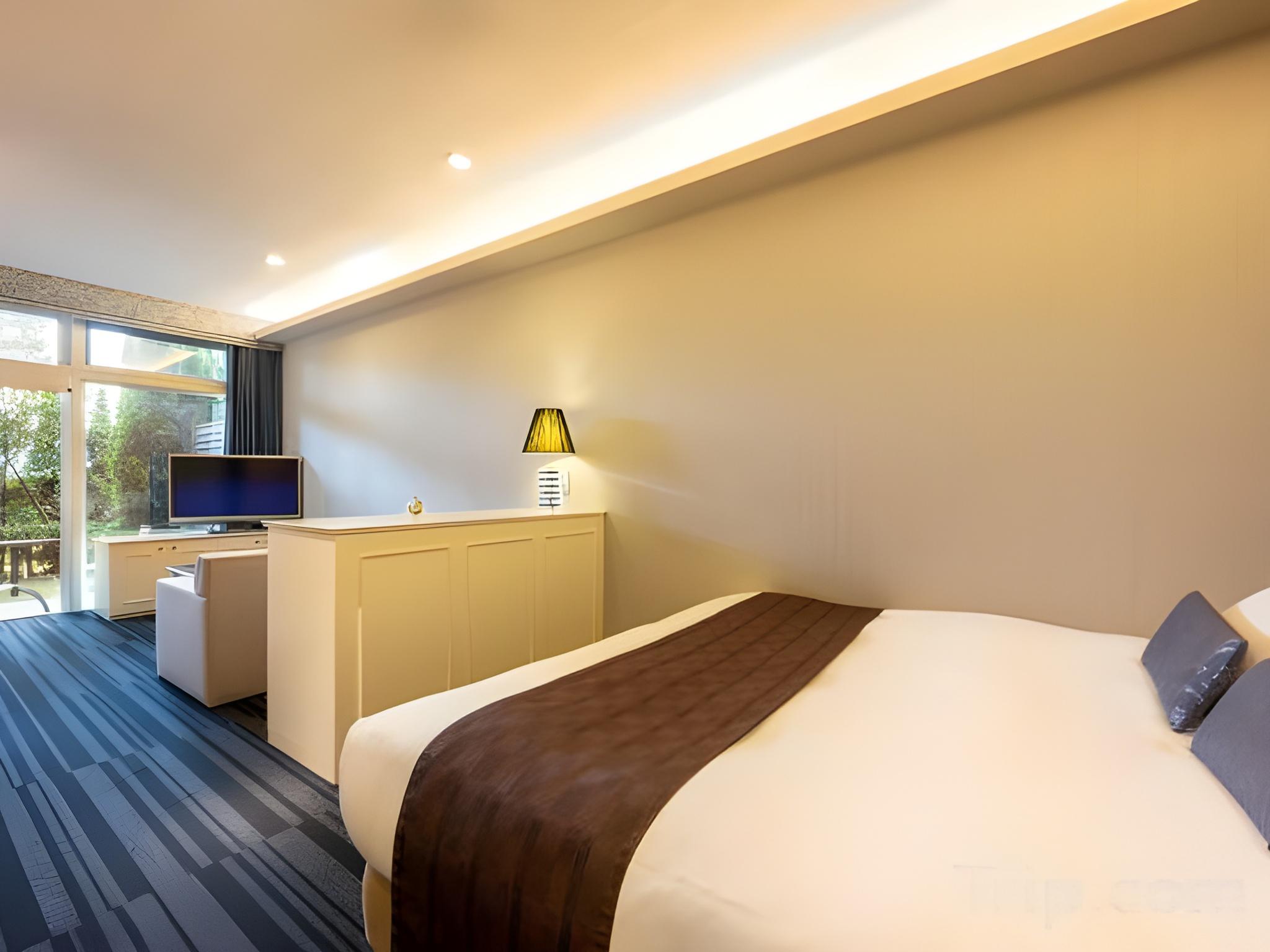 Garden Court, Royal, Double Bed