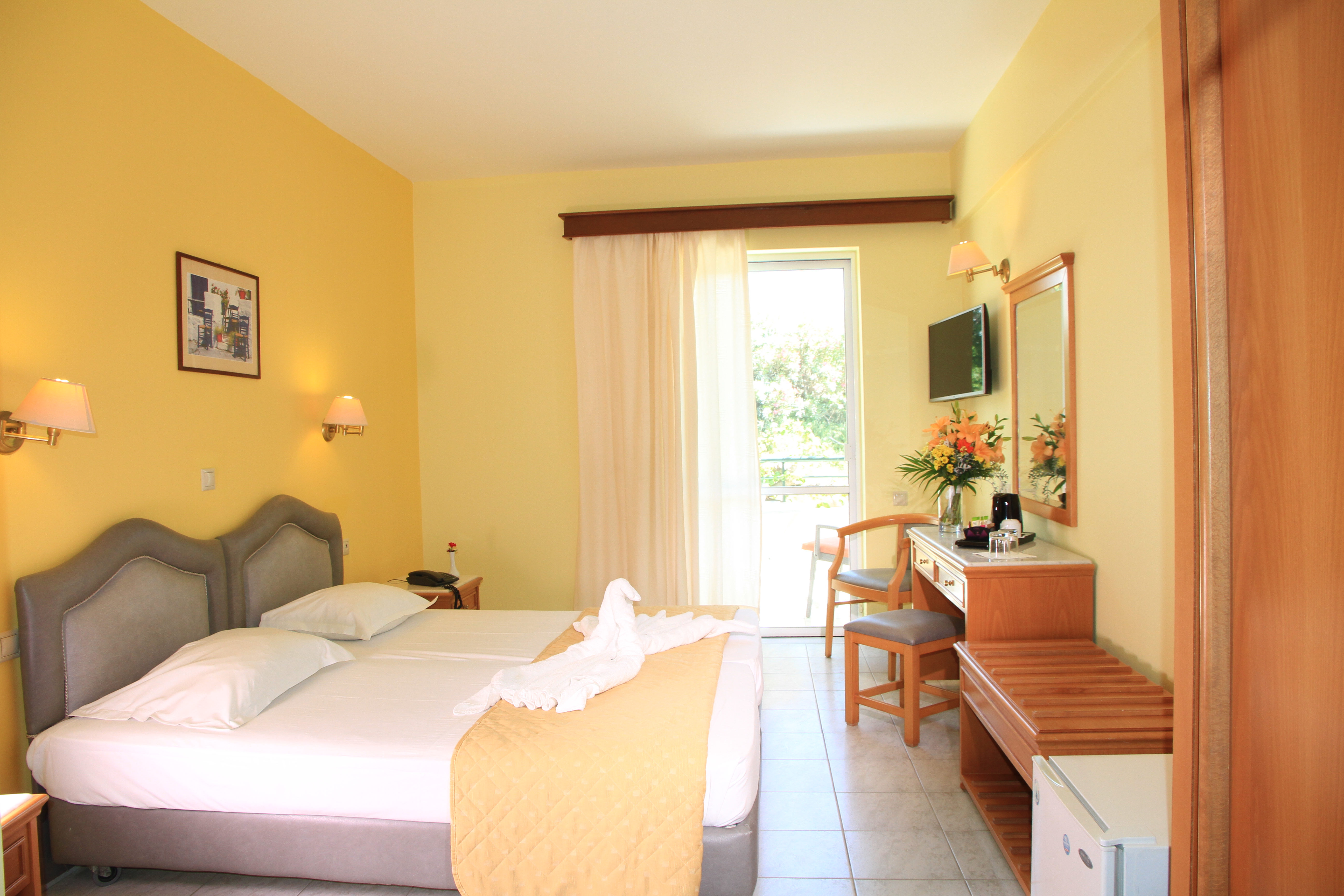 Dedalos Beach Hotel 11/50