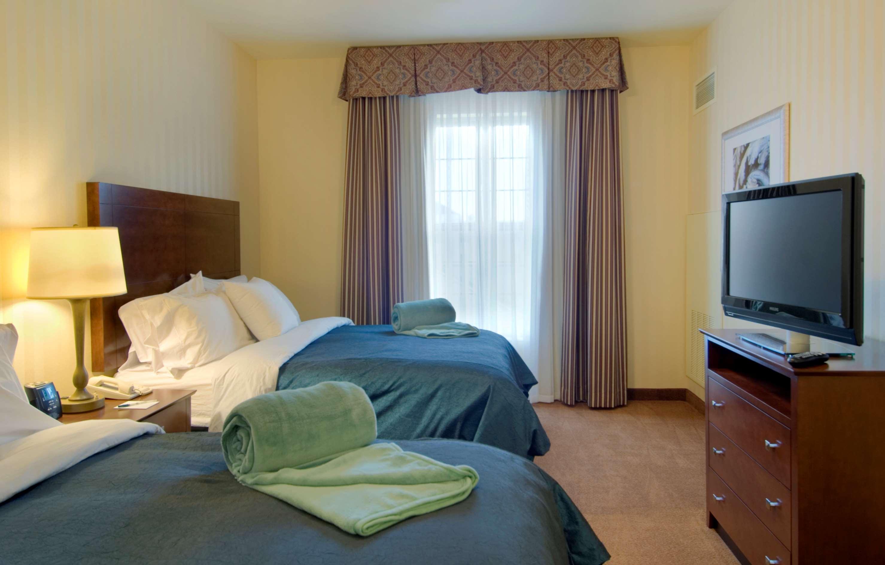 Suite, 2 Queen Beds