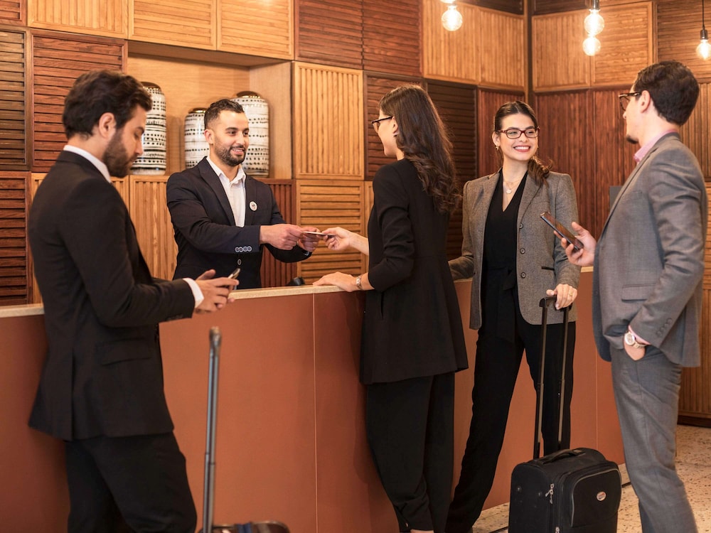 Ibis Casablanca Abdelmoumen 43/69
