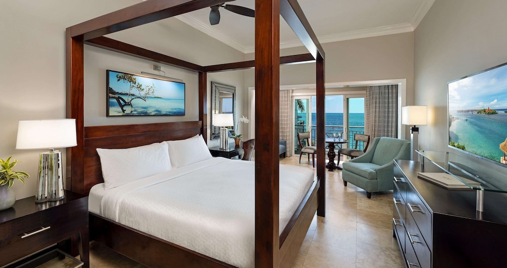 Grand, Paradise, Luxury, King Bed, Beach Front, Club Floor