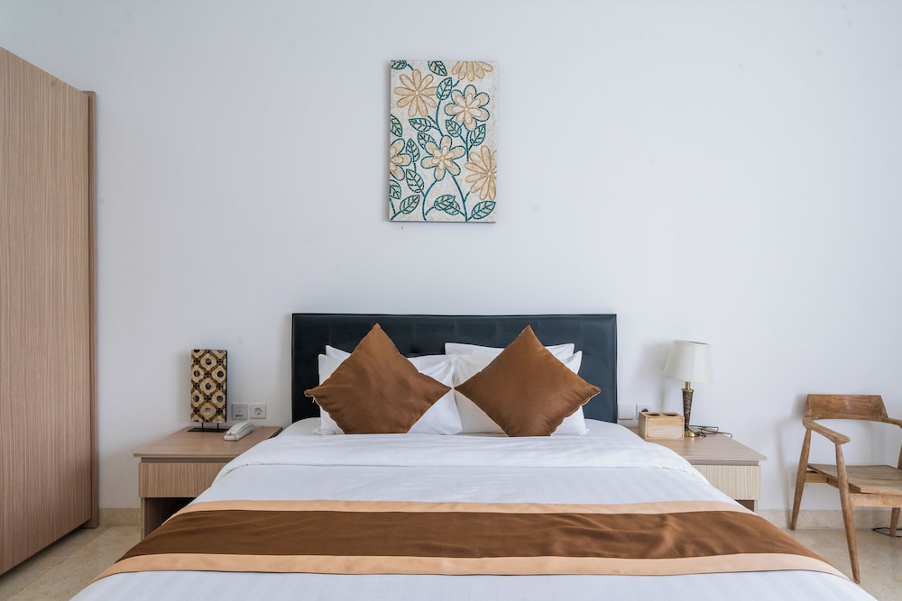 4 BEDROOMS, FAMILY, VILLA
