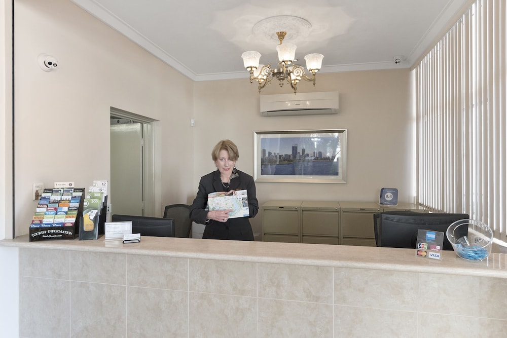The Peninsula Riverside Serviced Apartments 3/73