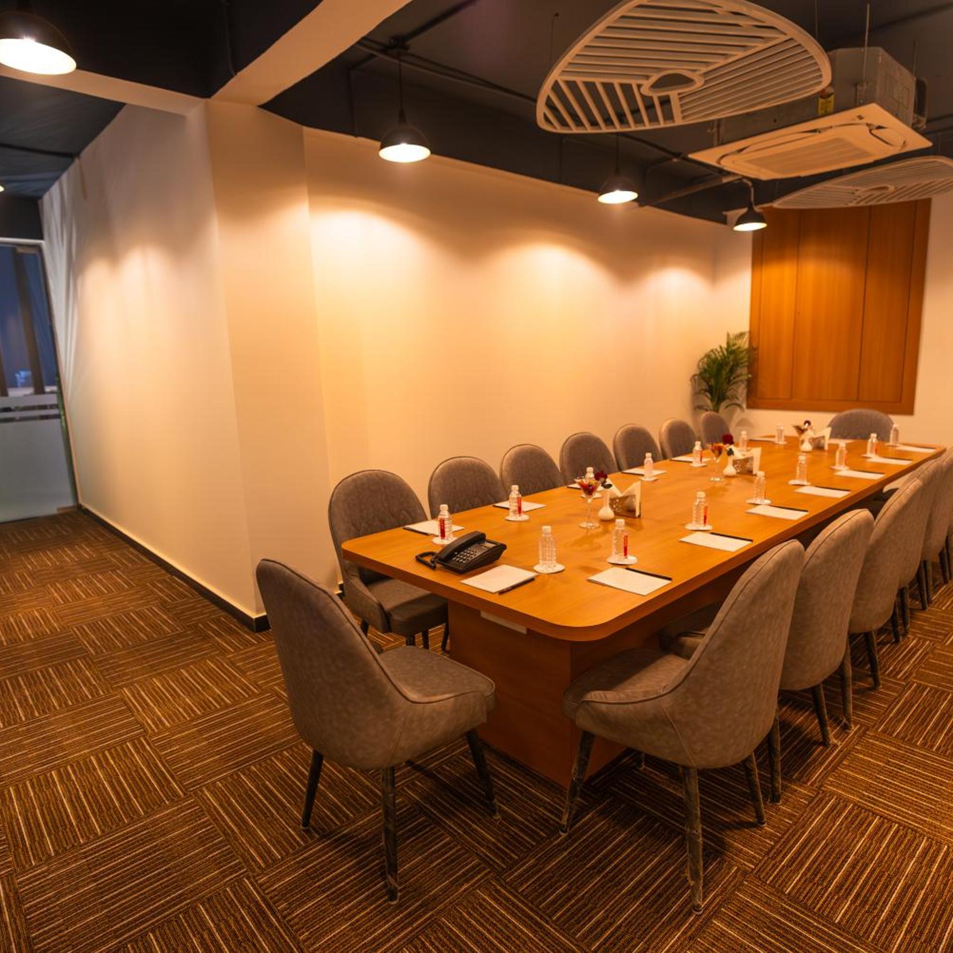 Clarks Inn Express Ayodhya 21/28