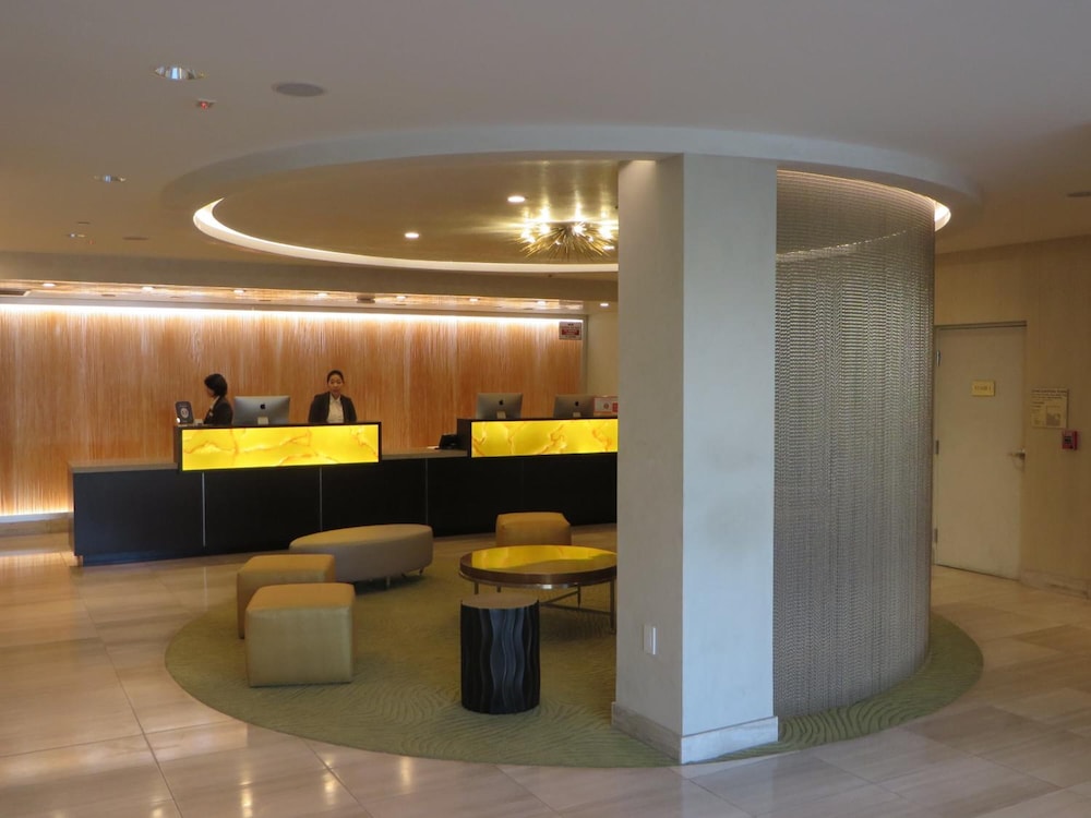 Aventura Hotel 5/33