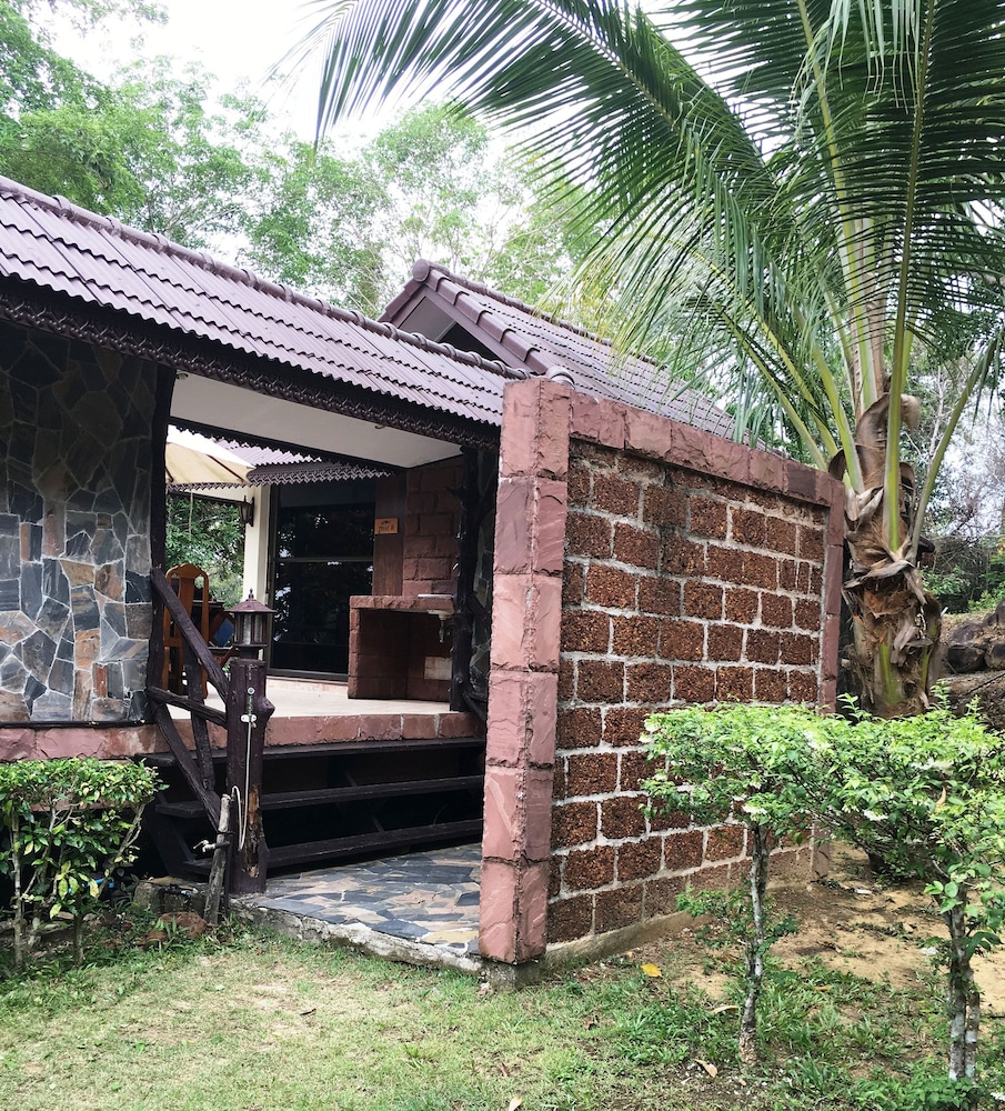 Koh Kood Beach Resort 3/49