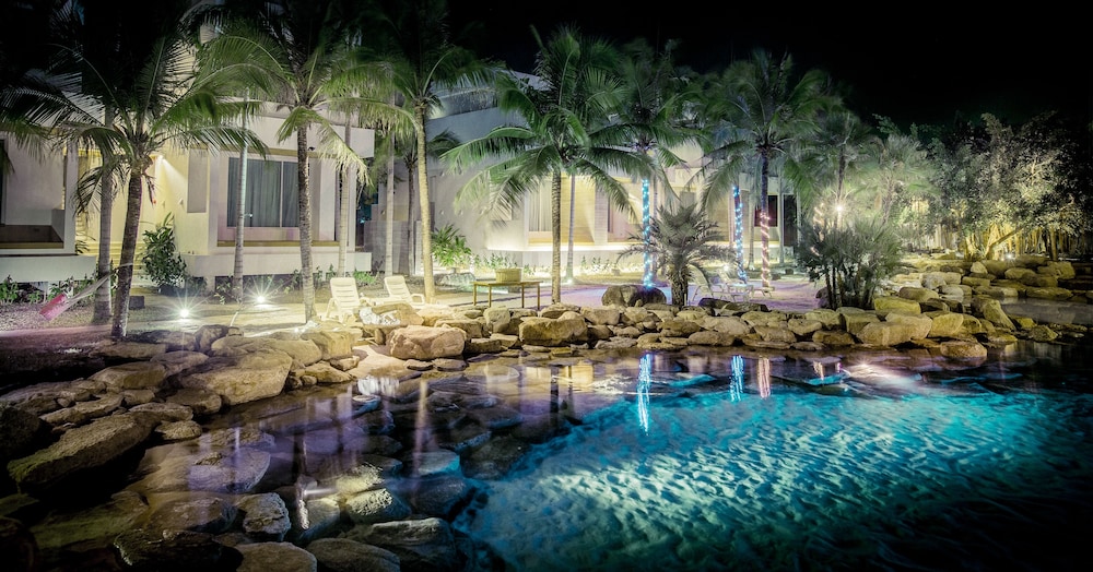 Ohana Resort And Restaurant 42/49