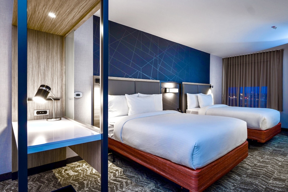 SpringHill Suites by Marriott Kenosha 15/49