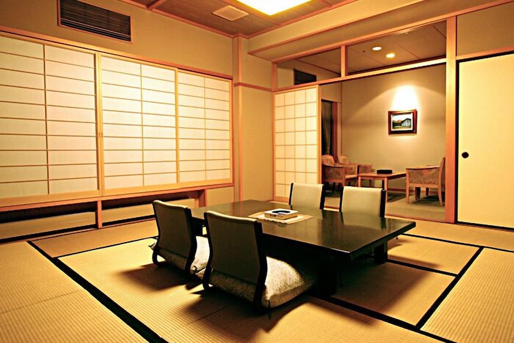 Minakamikan 36/63