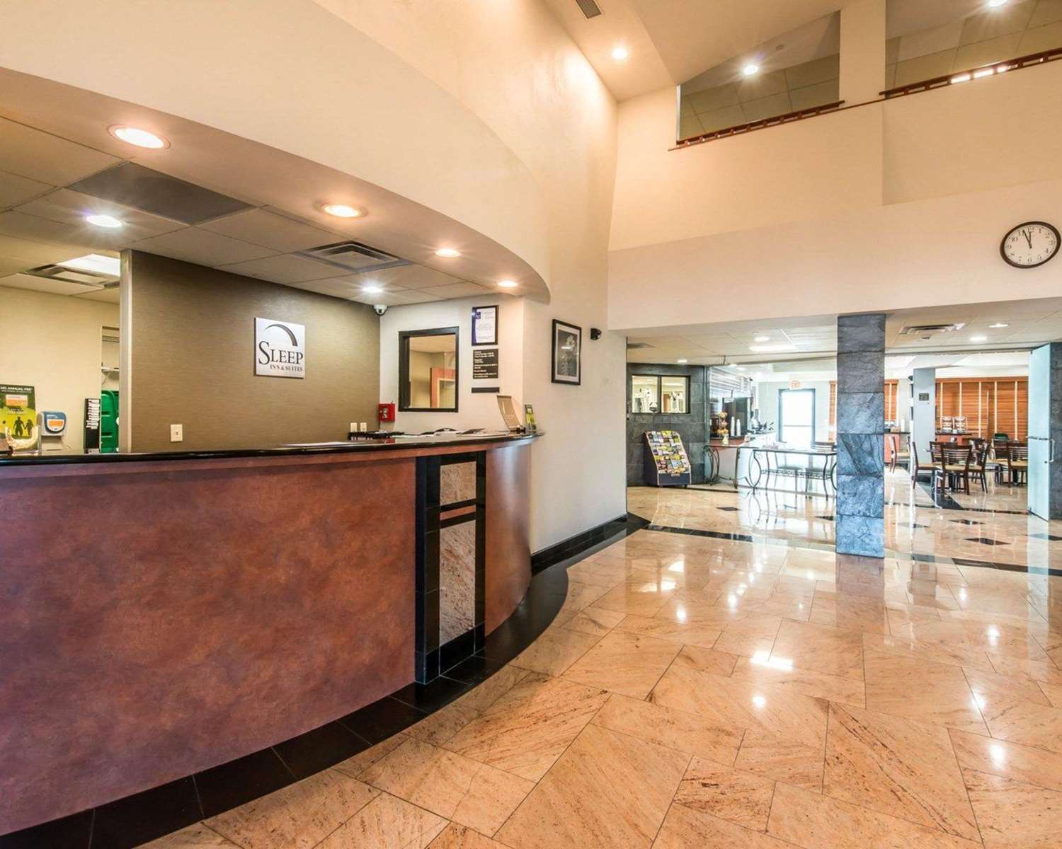 Sleep Inn and Suites Winchester 8/25
