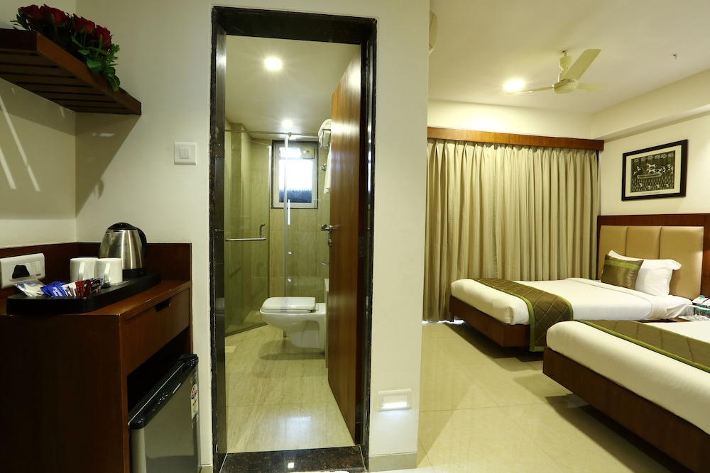 The Altruist Business Hotel 12/22