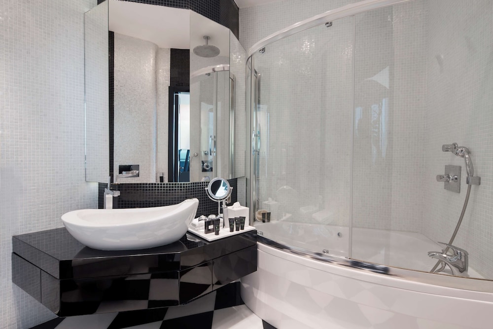 Hyatt Centric Levent Istanbul 51/52