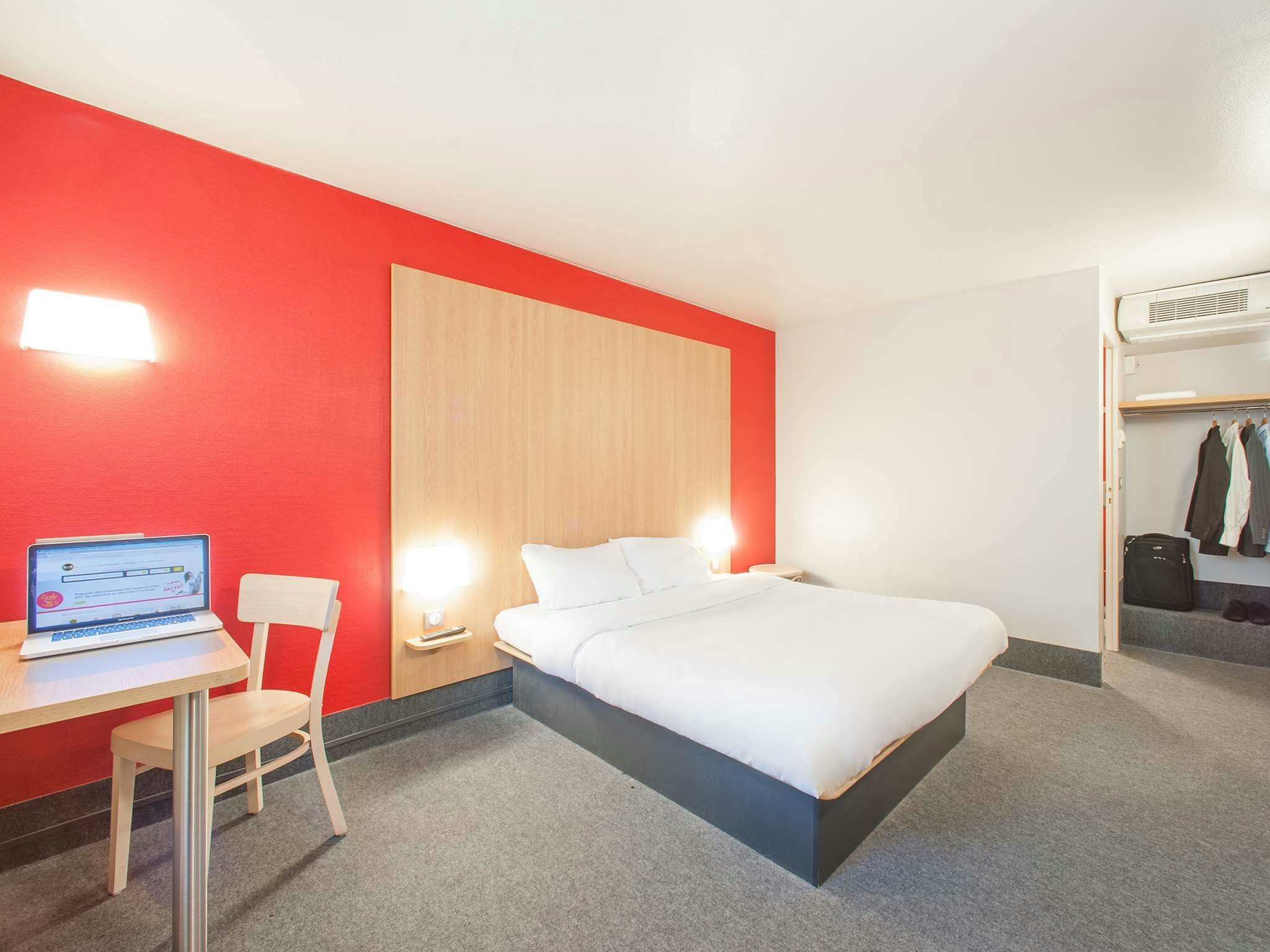 Hotel Paris Louvre Opera 9/37