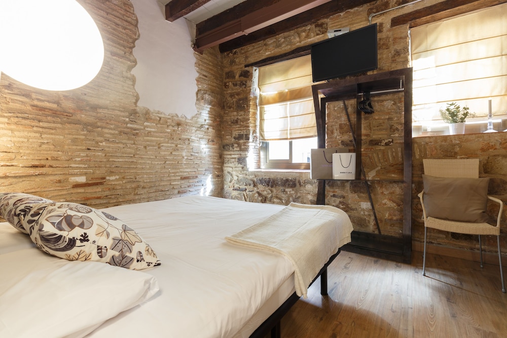 Ainb Picasso Corders Apartments 35/58