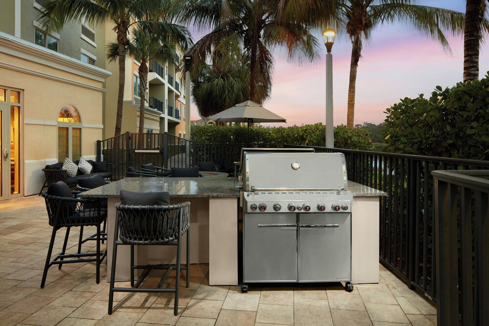 TOWNEPLACE SUITES BY MARRIOTT FORT MYERS ESTERO 44/50