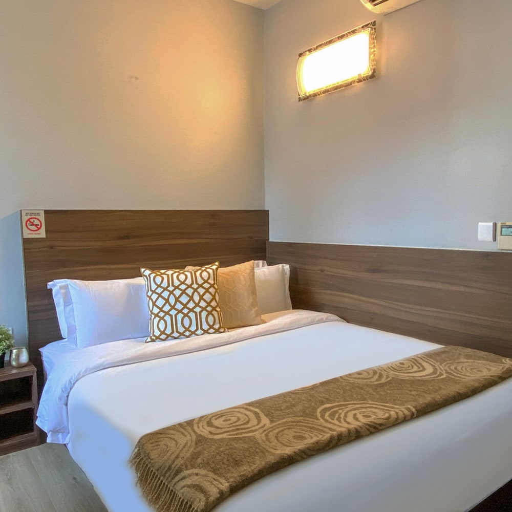 ST Signature Bugis Beach 37/76