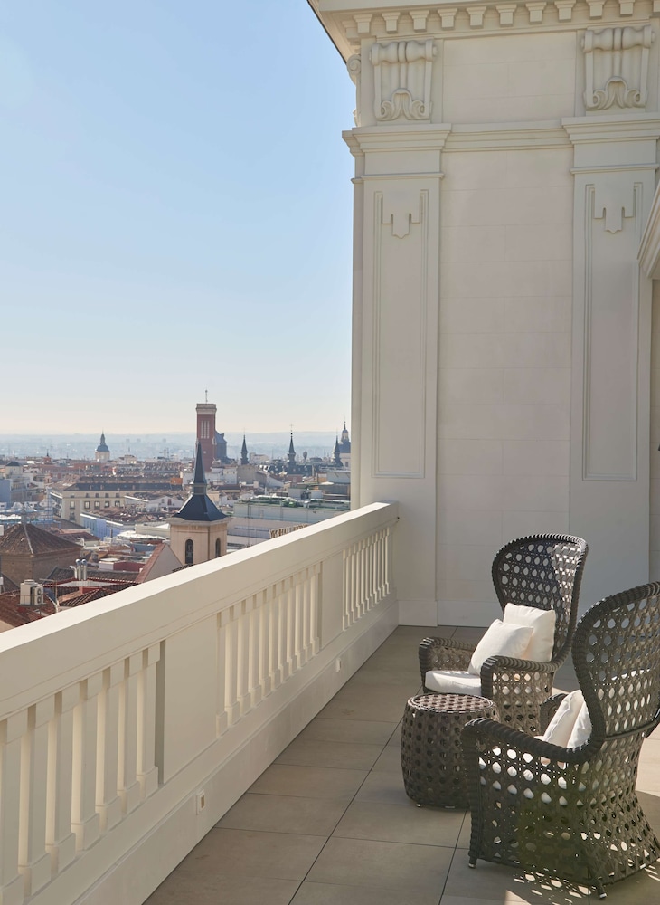 Hyatt Centric Gran Via Madrid in MADRID
