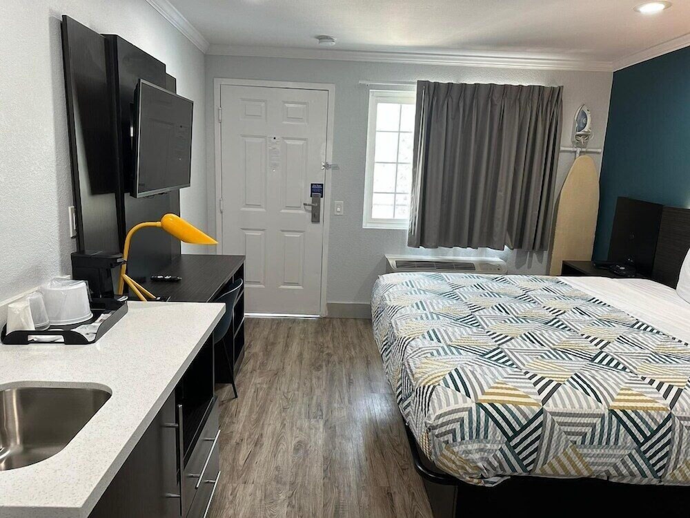 Studio6 Suites San Ysidro, CA – San Diego South Bay 25/51